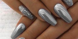 طراحی ناخن اکلیلی ساده و دخترانه بنفش و هفت رنگ