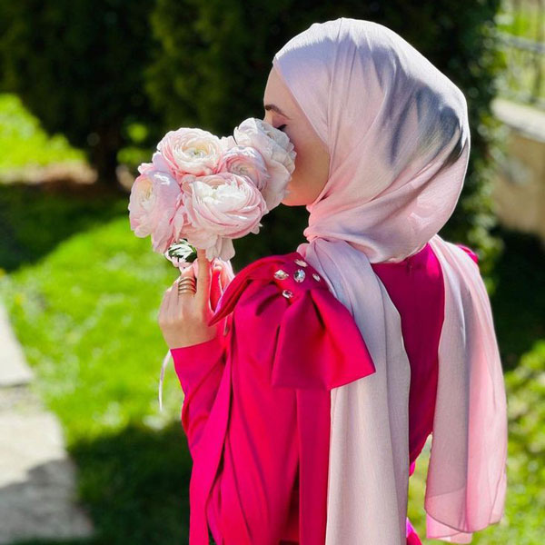 عکس دخترانه جذاب و شیک بهترین عکس دخترانه  عکس دخترانه زیبا عکس دختر واقعی برای پروفایل عکس پروفایل دخترونه جدید عکس دخترانه جذاب جدید عکس دخترونه شیک و باکلاس برای پروفایل عکس دخترانه ساده
