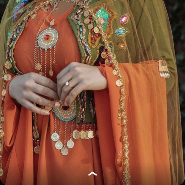 اینستاگرام لباس کردی کوا و کراس اینستاگرام لباس کردی ارومیه مدل لباس کردی جدید پولکی اینستاگرام لباس کردی سقزی مدل جدید لباس کردی کردستان پیج لباس کردی کرمانشاه لباس کردی مردانه پیج فروش لباس کردی زنانه