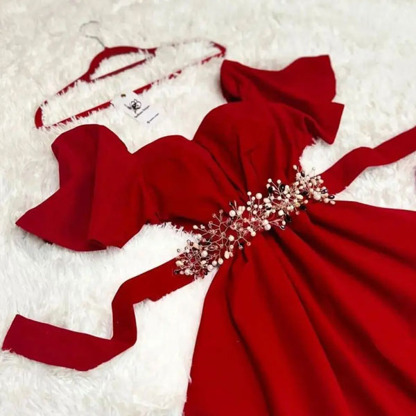 مدل لباس عروسکی دخترانه آستین دار مدل لباس عروسکی دخترانه آستین دار ایرانی جدید لباس عروسکی پوشیده لباس عروسکی آستین پفی لباس عروسکی دخترانه خانگی مدل لباس عروسکی کوتاه  لباس مجلسی عروسکی جدید مدل لباس عروسکی گیپور دار