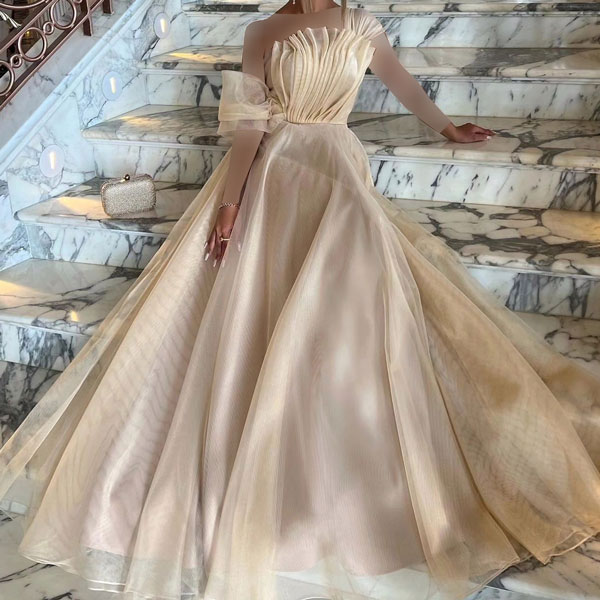 مدل لباس عروس رنگی جدید در تهران پرنسسی لباس عروس رنگی جدید حنابندان لباس عروس رنگی جدید نامزدی لباس عروس رنگی لباس عروس رنگی دخترانه لباس عروس رنگی رنگی لباس عروس رنگی پوشیده زیباترین لباس عروس دنیا