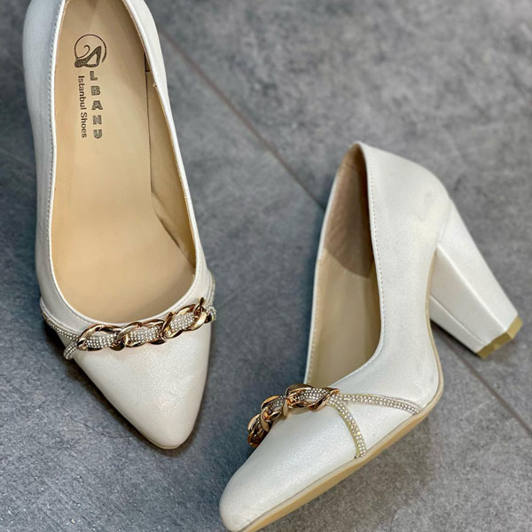 کفش عروس اسپرت کفش عقد عروس کفش عروس جدید کفش عروس شیک قیمت کفش عروس نگین دار کفش عروس پاشنه بلند سفید