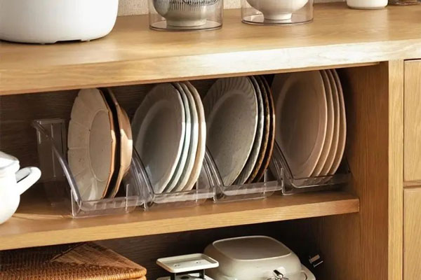 بهترین چیدمان وسایل داخل کابینت چیدمان قابلمه در کابینت چیدمان کابینت زیر گاز چیدمان ارکوپال در کابینت چیدمان کابینت زیر سینک ظرفشویی چیدمان حبوبات در کابینت