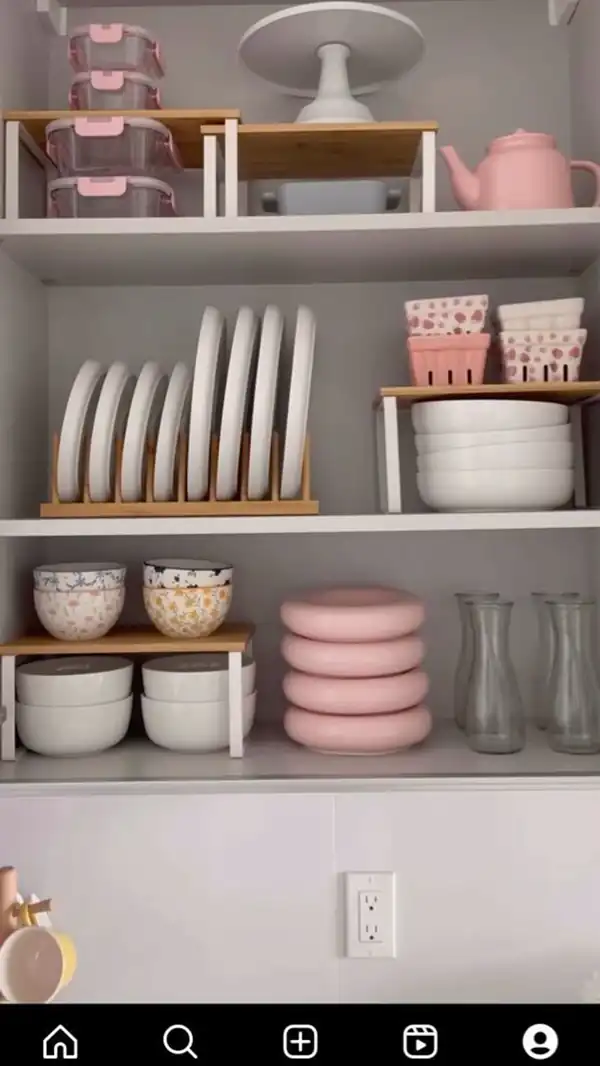 مرتب چیدن کابینت