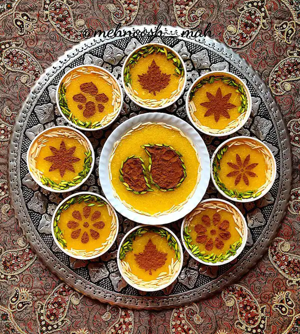 تزیین شله زرد با دارچین