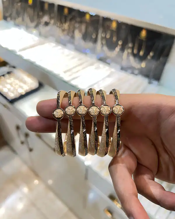 جدیدترین مدل النگو طلا ۱۴۰۴