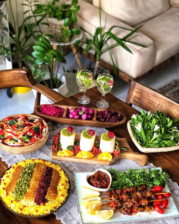 چیدمان میز شام شیک
