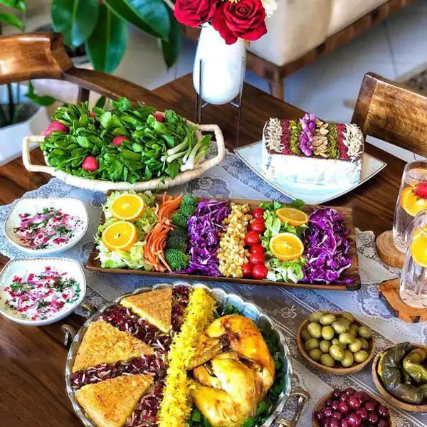 چیدمان میز شام شیک