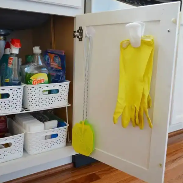 چیدن کابینت زیر سینک